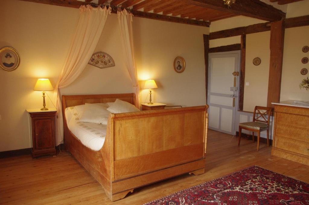 Отель Manoir Du Lieu Rocher Saint-Pierre-Sur-Dives Экстерьер фото