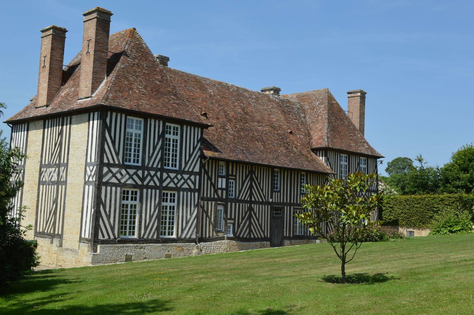 Отель Manoir Du Lieu Rocher Saint-Pierre-Sur-Dives Экстерьер фото